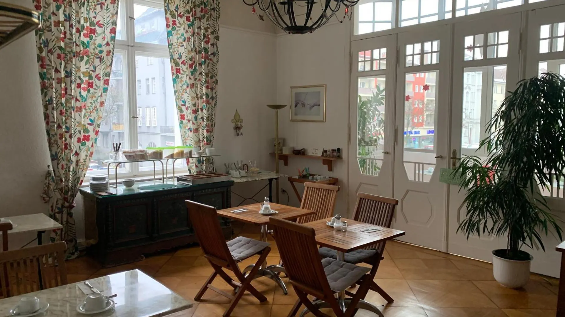 Hotel Pension Senta location